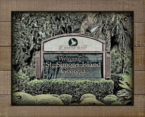 St Simons Welcome Sign - Board Mounted Canvas Print